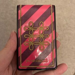 🆕 MAC cosmetics nutcracker sweet peach face palette